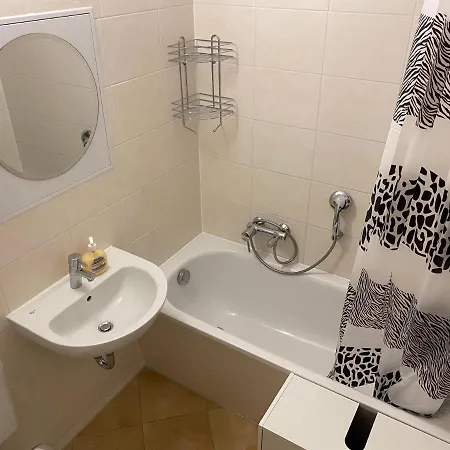 Enjoy Your With Dkn - Mon-sun - Late Night Check-in - Multilanguage - Gruenau - Witamy Serdecznie Apartment Leipzig